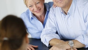 Nieważne, czy wybudujemy dom według projektu indywidualnego, czy gotowego, warto zastanowić się nad własnymi oczekiwaniami względem funkcji użytkowych domu. Dobrze jest obejrzeć domy znajomych i dowiedzieć się, czego im brakuje i co zmieniliby w swoich projektach.