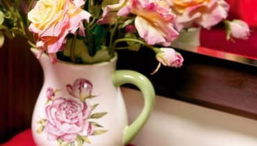 26.01.2007 CZTERY KATY WNETRZA KOLOR STYLIZACJA JOANNA PLACHECKA FOT. MICHAL MUTOR / AGENCJA GAZETA ASYSTENT KUBA MOUNT KąTY WNęTRZA aranżacje dekoracje sypialnia