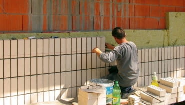 Murowanie ściany jednowarstwowej ściany zewnętrzne,ściany trójwarstwowe