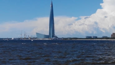 Łachta Centr w Petersburgu - najwyższy budynek w Europie. Łachta Centr w Petersburgu - najwyższy budynek w Europie.