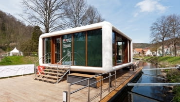 Przykładowy mikrodom Budynek został zaprojektowany przez berlińskiego architekta Wernera Aisslingera