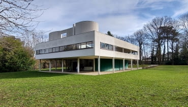 Willa Savoye w Poissy. Proj. Le Corbusier i  Pierre Jeanneret Willa Savoye w Poissy. Proj. Le Corbusier i  Pierre Jeanneret