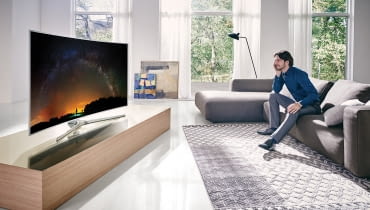 Telewizor KS9500 z zakrzywionym ekranem - czerń jest jeszcze bardziej czarna. telewizor, samsung