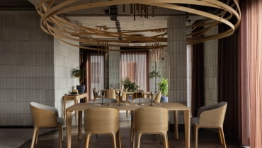 Meble drewniane – sztuka tworzenia piękna z natury