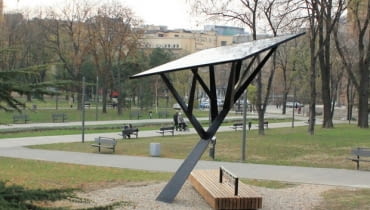 Solarne drzewo w Belgradzie Solarne drzewo w Belgradzie
