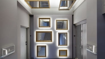 Cudklatka - modernizacja klatki schodowej XIX-wiecznej kamienicy przy ul Kościuszki 30 w Gliwicach. Projekt: Zalewski Architecture Group / Krzysztof Zalewski, Adam Gil Cudklatka - modernizacja klatki schodowej XIX-wiecznej kamienicy przy ul Kościuszki 30 w Gliwicach. Projekt: Zalewski Architecture Group / Krzysztof Zalewski, Adam Gil