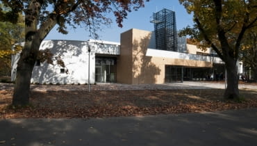 Teatr przy szkole Łejerów w Poznaniu Teatr przy szkole Łejerów w Poznaniu