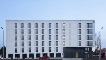 Lipska 16. Proj. UCEES Lipska 16. Proj. UCEES