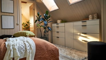 Trudne mieszkanie ze skosami – jak je urządzić? Trudne mieszkanie ze skosami – jak je urządzić?