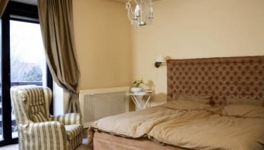 WNETRZA SYPIALNIA MEBLE