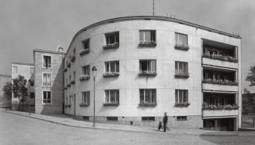 Warszawa Nowoczesna. Fotografie z lat trzydziestych XX wieku.