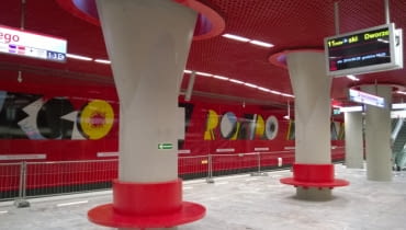 Stacja metra Rondo Daszyńskiego Stacja metra Rondo Daszyńskiego