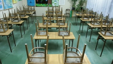 Sala szkolna 06.11.2006 ZIELONA GORA SZKOLA W SULECHOW PUSTA KLASA FOT. MARCIN OLEJNICZAK / AGENCJA GAZETA
