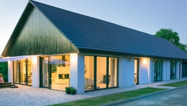 Stodom(a) - nowoczesny dom w Wadowicach zaprojektowany na wzór tradycyjnej stodoły