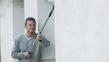 Farbę elewacyjną dobiera się zależnie od rodzaju podłoża Farbę elewacyjną dobiera się zależnie od rodzaju podłoża