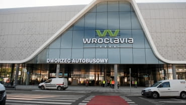 Wroclavia 16.10.2017 Wroclaw . Wroclavia z zewnatrz na dzien przed otwarciem . fot . Tomasz Pietrzyk / Agencja Gazeta SLOWA KLUCZOWE: wroclawia galeria handlowa wroclavia wroclavia budowa wroclavia przed otwarciem