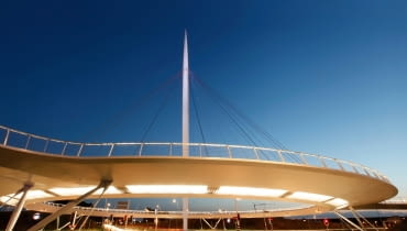 Kładka dla rowerzystów w Eindhoven w Holandii Kładka dla rowerzystów w Eindhoven w Holandii