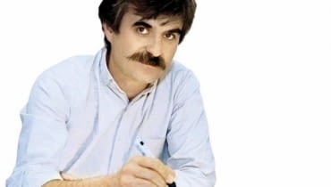 Paweł Wład Kowalski jest architektem, właścicielem biura architektonicznego WM Pracownia Projektowania Miasta, mającego wiele zrealizowanych projektów w całym kraju. DO JEDNORAZOWEJ PUBLIKACJI PAWEL WLAD KOWALSKI - ARCHITEKT FOT. ARCHIWUM PRACOWNI W.M. PRACOWNIA PROJEKTOWANIA MIASTA PUBLIKACJA LADNY DOM NR 9 (71) - 9.2004