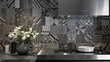 Mieszkanie pełne wzorzystych płytek