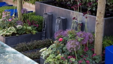 Chelsea Flower Show 2011. Zdjęcia ogrodów. 25.05.2011 LONDYN WYSTAWA OGRODOW CHELSEA FLOWER SHOW NA ZDJECIU OGROD UWAGA ZDJECIA MALE DO OGLADANIA I WYBIERANIA DLA CZASOPISMA OGRODY FOT. ARKADIUSZ SCICHOCKI / AGENCJA GAZETA