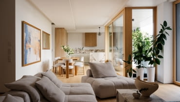 Światło, przestrzeń i architektura - apartament w zielonej części Marymontu