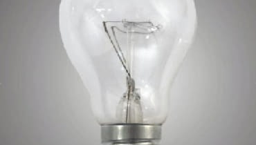 tradycyjna żarówka czyli lampa żarowa żarówka