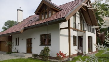 Elewacja wykończona tynkiem cienkowarstwowym Elewacja wykończona tynkiem cienkowarstwowym