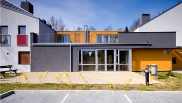 Zespół segmentów mieszkalnych dla osób w podeszłym wieku w Stargardzie Szczecińskim, projekt- DOMINO Grupa Architektoniczna Wojciech Dunaj Zespół segmentów mieszkalnych dla osób w podeszłym wieku w Stargardzie Szczecińskim, projekt- DOMINO Grupa Architektoniczna Wojciech Dunaj