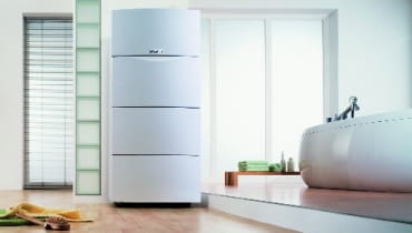 Gazowy kocioł kondensacyjny, stojący, z wbudowanym zasobnikiem ciepłej wody VSC04_0529DE00b, 29.04.2004, 14:08 Uhr, 8C, 4080x5418 (400+1229), 88%, bent 6 stops, 1/30 s, R60.8, G44.3, B70.1