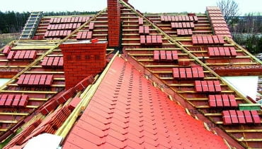 To, ile wydamy na dach zależy w dużej mierze od stopnia skomplikowania jego kształtu To, ile wydamy na dach zależy w dużej mierze od stopnia skomplikowania jego kształtu