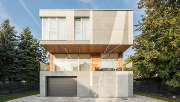 CUT House w Krakowie. Proj. KUMSTUDIO Łukasz Skorek CUT House w Krakowie. Proj. KUMSTUDIO Łukasz Skorek