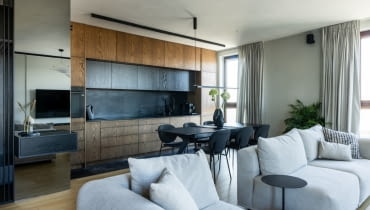 Nowoczesne mieszkanie w Gdyni: w dialogu z nadmorskim pejzażem