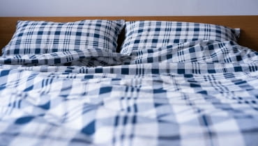Najzdrowsze materiały na pościel – czego unikać? 6 wskazówek