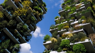 Słynne wieżowce mieszkalne: Bosco Verticale - Mediolan. Projekt: Stefano Boeri Słynne wieżowce mieszkalne: Bosco Verticale - Mediolan. Projekt: Stefano Boeri