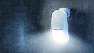 trendy 2021 budownictwo budowa domu materiały budowlane materiały wykończeniowe energooszczędność izolacja termiczna współczynnik  U okna dachowe  okna połaciowe