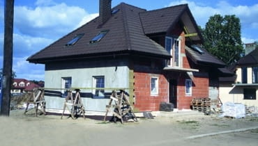 Ocieplenie domu wełną mineralną.