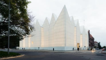 Filharmonia ze Szczecina w ścisłym finale Europejskiej Nagrody Architektonicznej Filharmonia w Szczecinie w ścisłym finale Nagrody im. Miesa van der Rohe. Proj. Estudio Barozzi Veiga