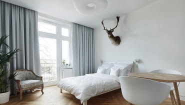 27-metrowa kawalerka znajduje się w krakowskiej kamienicy z 1934 roku. małe mieszkanie, kawalerka, jak urządzić kawalerkę