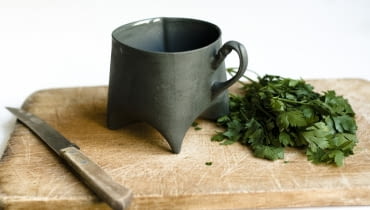 Trójnóg od Ende ceramics filiżanka, porcelana, kubek