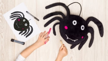 Hubert, 9 lat - uśmiechnięty pająk. 9-letni Hubert laureatem międzynarodowego konkursu rysunkowego IKEA