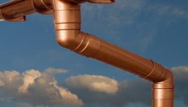 Rynny chronią dom przed zawilgotnieniem. Rynny chronią dom przed zawilgotnieniem.