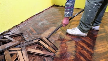 Zrywanie podłogi Zrywanie podłogi