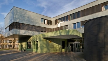 Nowy gmach ambasady Niemiec przy ul. Jazdów projektu Holgera Kleine