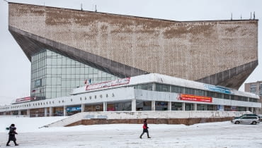 Omsk. Zdjęcie z albumu "Concrete Siberia. Soviet Landscapes of the Far North"  wydanego przez Zupagrafikę Omsk. Zdjęcie z albumu "Concrete Siberia. Soviet Landscapes of the Far North"  wydanego przez Zupagrafikę