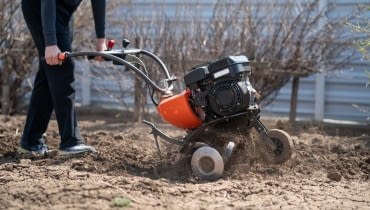 Mała glebogryzarka spalinowa do warzywnika – przegląd lekkich modeli