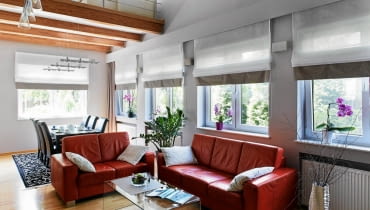 02.07.2014 , Warszawa , wnetrza , okna . zasłony , rolety , sesja dla : Cztery Katy , stylizacja Elzbieta Blasikiewicz . Fot. Michal Mutor SLOWA KLUCZOWE: WNETRZA