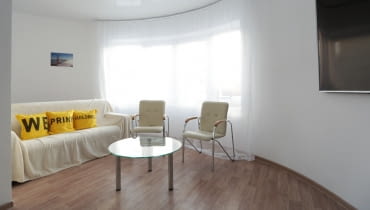 Ten niewielki domek został wydrukowany w 3D w 24 godziny. Jak się w nim mieszka?