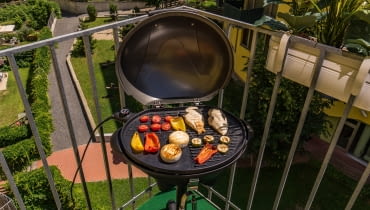 Grill elektryczny na balkonie Grill elektryczny na balkonie