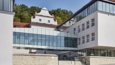 Gminny Zespół Szkół w Kazimierzu Dolnym. Proj. archistudio studniarek + pilinkiewicz Gminny Zespół Szkół w Kazimierzu Dolnym. Proj. archistudio studniarek + pilinkiewicz