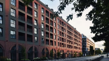 Inwestycja przy ul. Braniborskiej 58-68, zaprojektowana przez architektkę Paulinę Czurak-Czapiewską i zrealizowana przez Dekpol Deweloper dla Vantage Development S.A. (marka Vantage Rent) Inwestycja przy ul. Braniborskiej 58-68, zaprojektowana przez architektkę Paulinę Czurak-Czapiewską i zrealizowana przez Dekpol Deweloper dla Vantage Development S.A. (marka Vantage Rent)